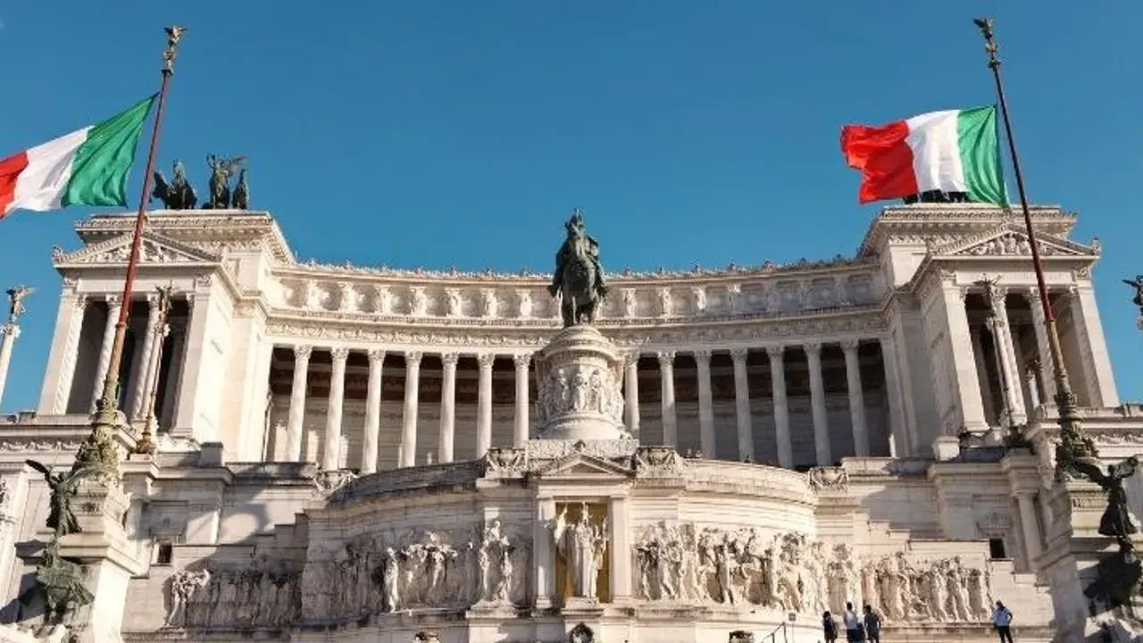 Italy test Spanish travelers for covid-19