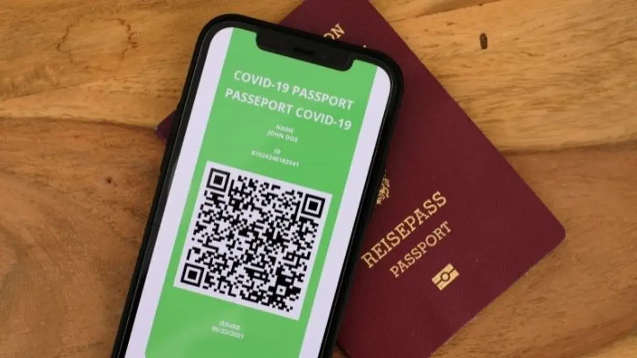 Francia exige el pasaporte sanitario para ir al cine